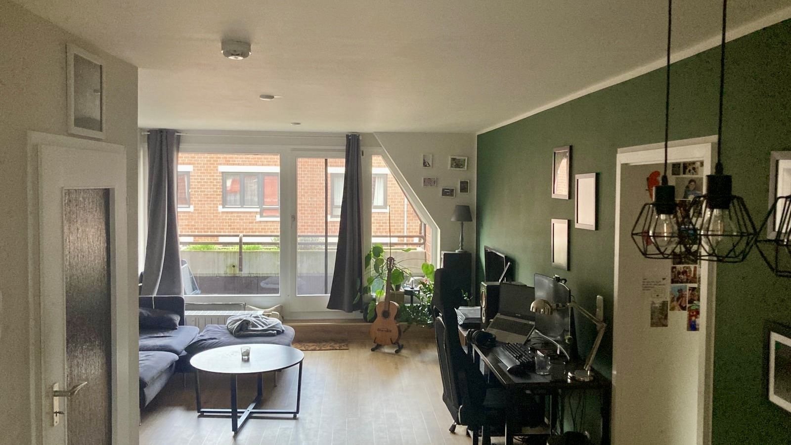 helles, großzügiges Wohnzimmer