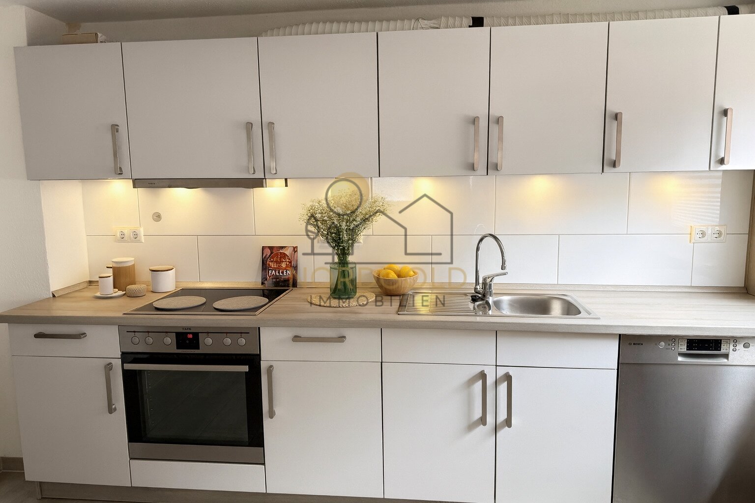 Moderne Küche mit frischen Akzenten Moderne Küche mit frischen Akzenten