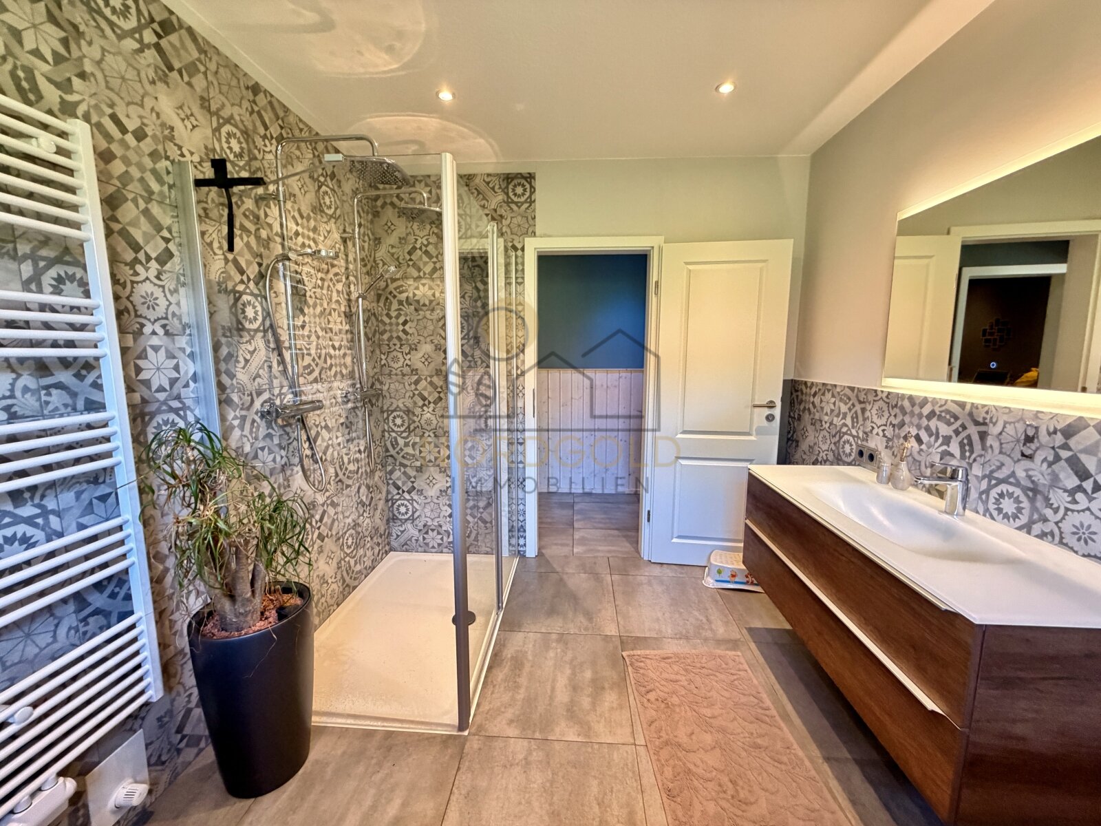 Badezimmer EG Badezimmer EG
