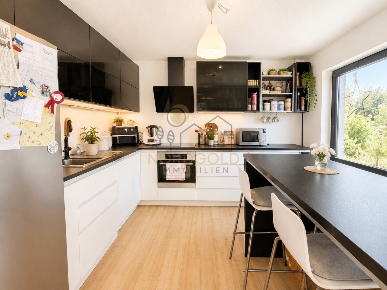 moderne helle Küche moderne helle Küche